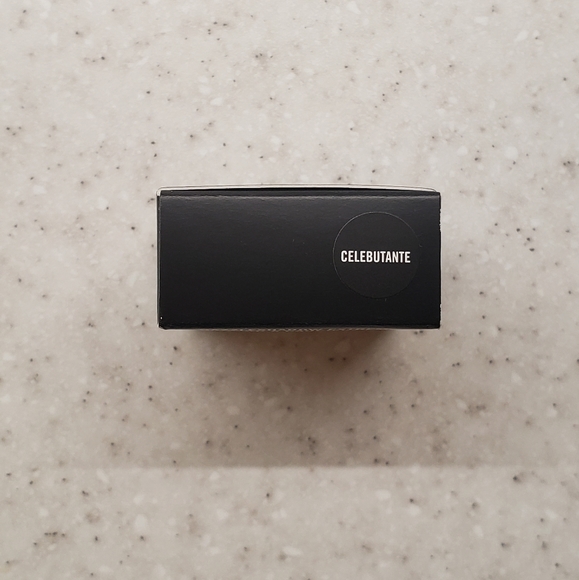 MAC - Eyeshadow , colour: Celebutante - Picture 2 of 2